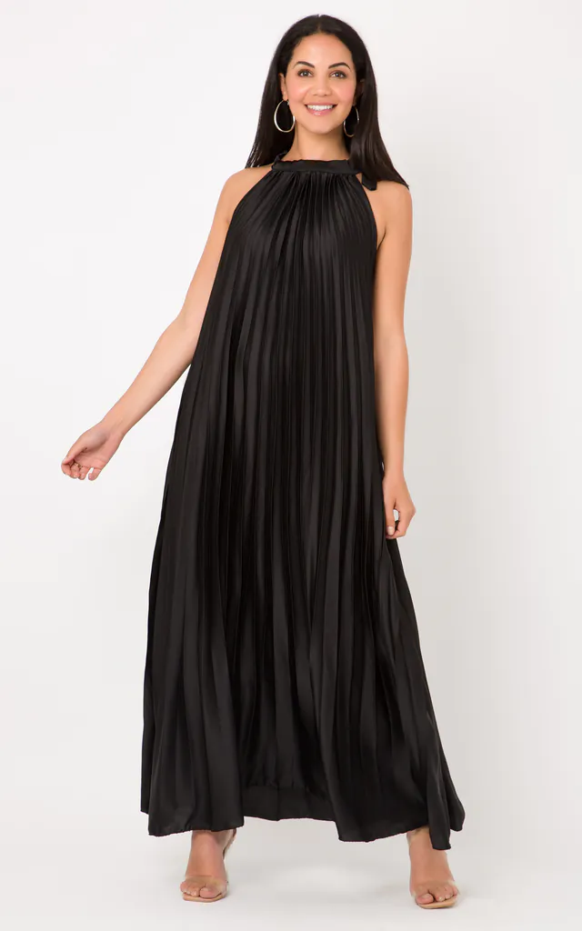 Plain Pleated Black Satin Halterneck Maxi Dress | KRISP | SilkFred Plain Pleated Black Satin Halterneck Maxi Dress | KRISP | SilkFred