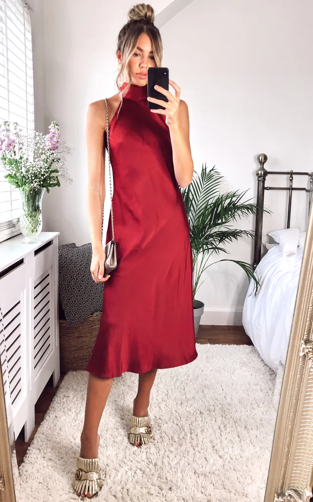 HOT ! Red Satin Dress Red Halter Dress Midi Halterneck Satin Midi Dress Red URBAN TOUCH SilkFred HOT ! Red Satin Dress Red Halter Dress Midi Halterneck Satin Midi Dress Red URBAN TOUCH SilkFred