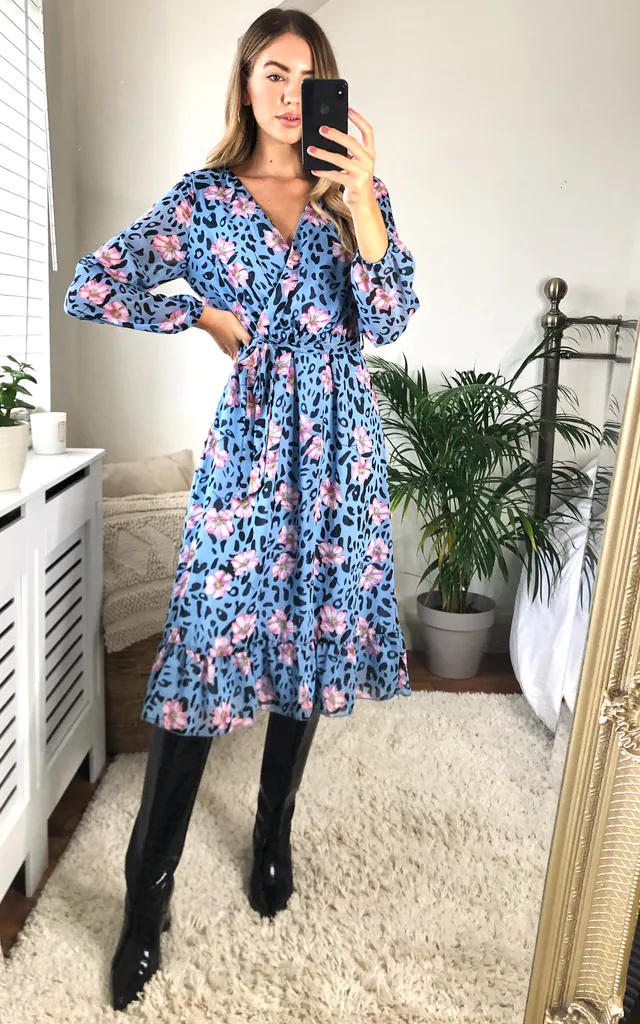 Midi Dress Wrap Dress Silkfred Plunge Neck Leopard Print Wrap Midi Dress In Green/Blue And Green SilkFred Midi Dress Wrap Dress Silkfred Plunge Neck Leopard Print Wrap Midi Dress In Green/Blue And Green SilkFred