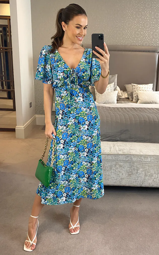 Blue green yellow floral maxi dress with frill detail | D.Anna | SilkFred Blue green yellow floral maxi dress with frill detail | D.Anna | SilkFred