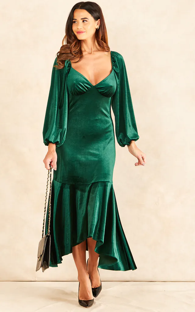 Sweetheart Neckline Midi Dress with Peplum in Green Velvet | Belle | Chekani | SilkFred Sweetheart Neckline Midi Dress with Peplum in Green Velvet | Belle | Chekani | SilkFred