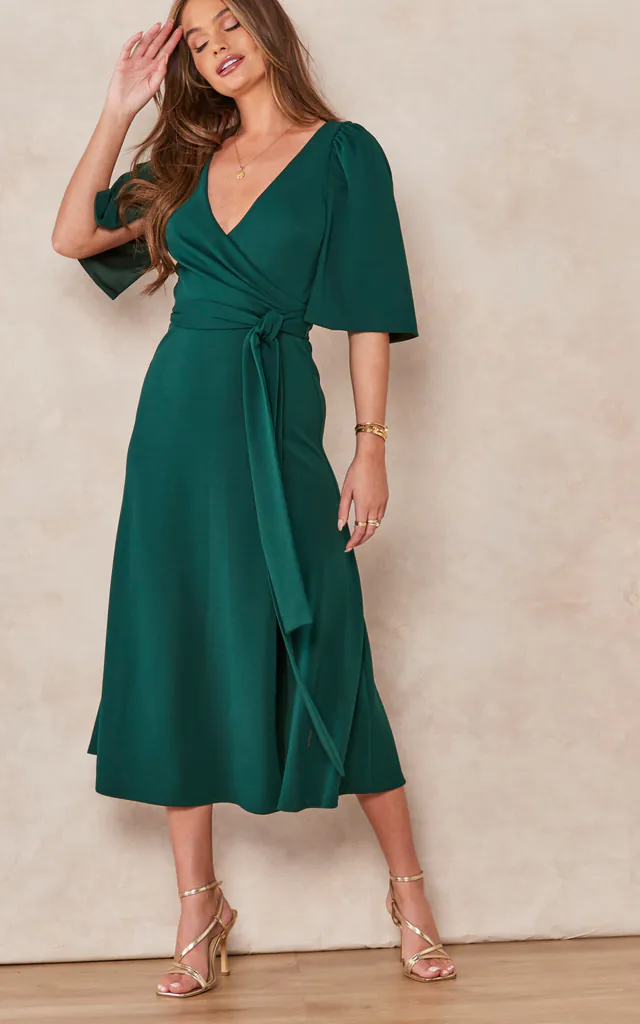 Anna Green Cape split sleeve mock wrap dress with side split | Edie b. | SilkFred Anna Green Cape split sleeve mock wrap dress with side split | Edie b. | SilkFred