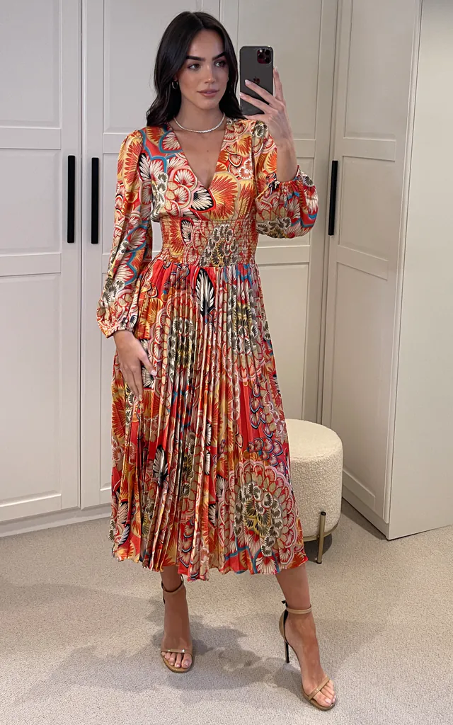 Paisley Aurora Long Sleeve shirred V-Neck pleated midi Dress in Red | Traffic People | SilkFred Paisley Aurora Long Sleeve shirred V-Neck pleated midi Dress in Red | Traffic People | SilkFred