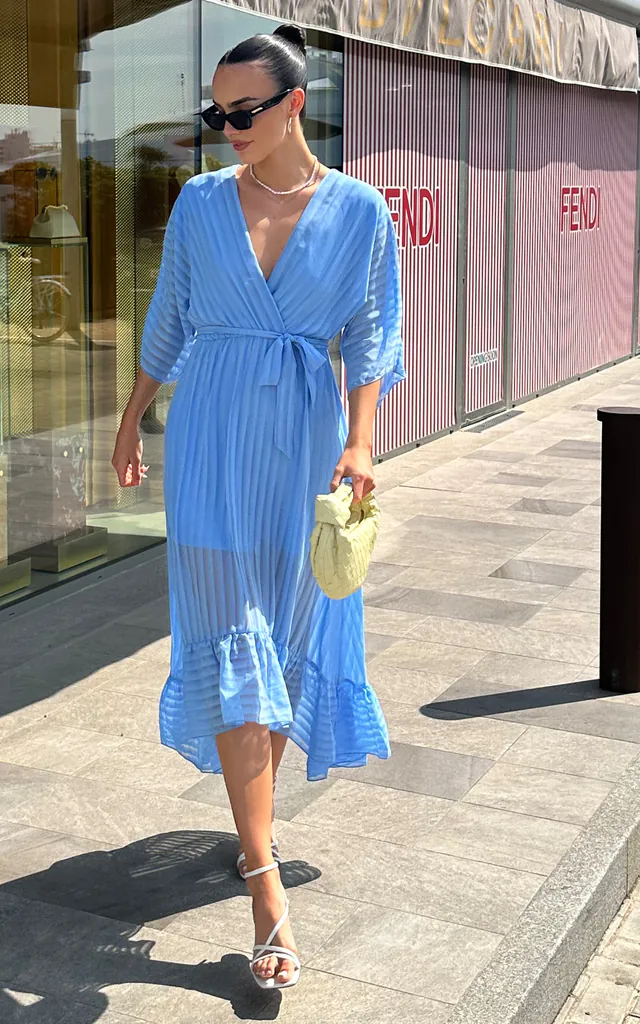 Baby Blue Plunge Maxi Dress | Bella and Blue | SilkFred Baby Blue Plunge Maxi Dress | Bella and Blue | SilkFred