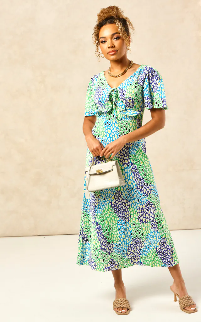 Petite Blue And Green Leopard Maxi Dress With Frill Detail | D.Anna | SilkFred Petite Blue And Green Leopard Maxi Dress With Frill Detail | D.Anna | SilkFred