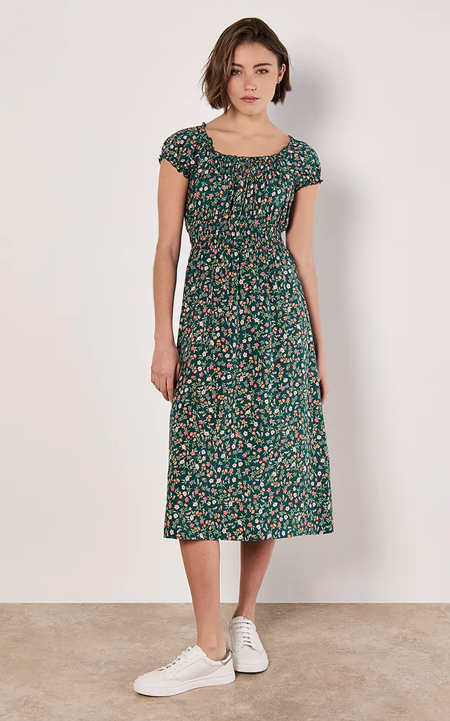 Green Garden Ditsy Milkmaid Dress | APRICOT | SilkFred Green Garden Ditsy Milkmaid Dress | APRICOT | SilkFred
