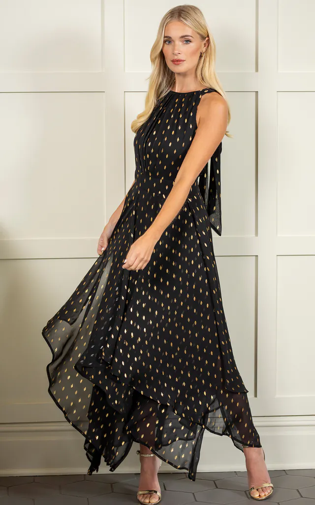 Foil Printed Layered Chiffon Maxi Dress in Black & Gold | Klass | SilkFred Foil Printed Layered Chiffon Maxi Dress in Black & Gold | Klass | SilkFred