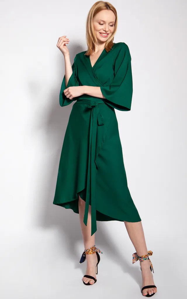 Wrap Midi Wedding Guest Dress in Green | Lanti | SilkFred Wrap Midi Wedding Guest Dress in Green | Lanti | SilkFred