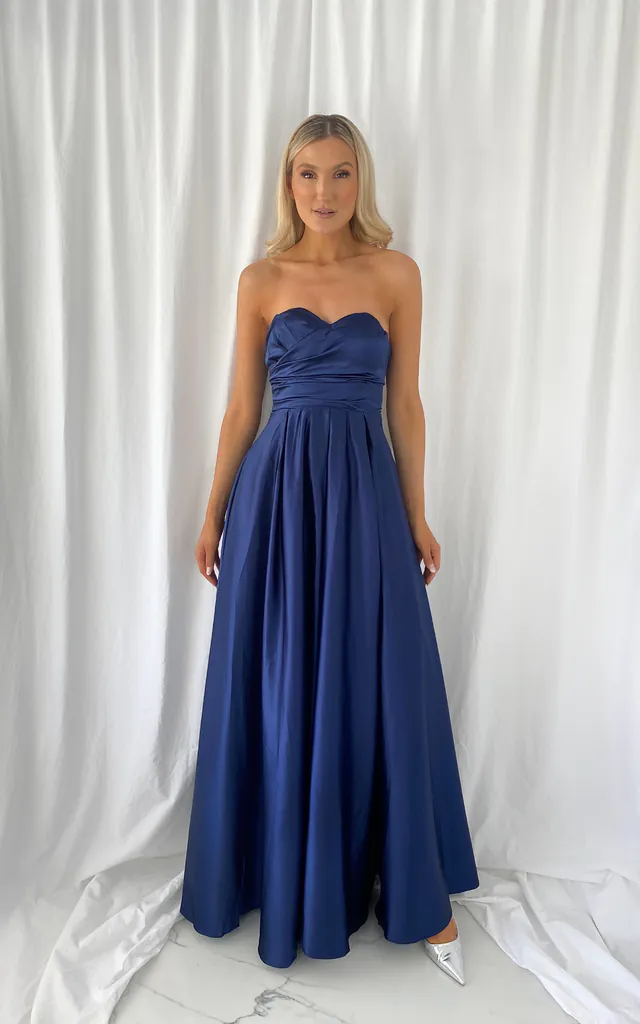 Teresa Off The Shoulder Maxi Dress - Dark Blue | Baloot | SilkFred Teresa Off The Shoulder Maxi Dress - Dark Blue | Baloot | SilkFred