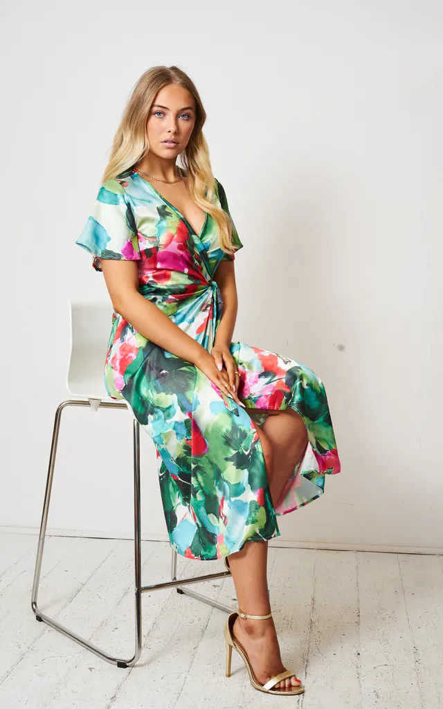 Green and Pink Floral Print Midi Wrap Dress | love frontrow | SilkFred Green and Pink Floral Print Midi Wrap Dress | love frontrow | SilkFred