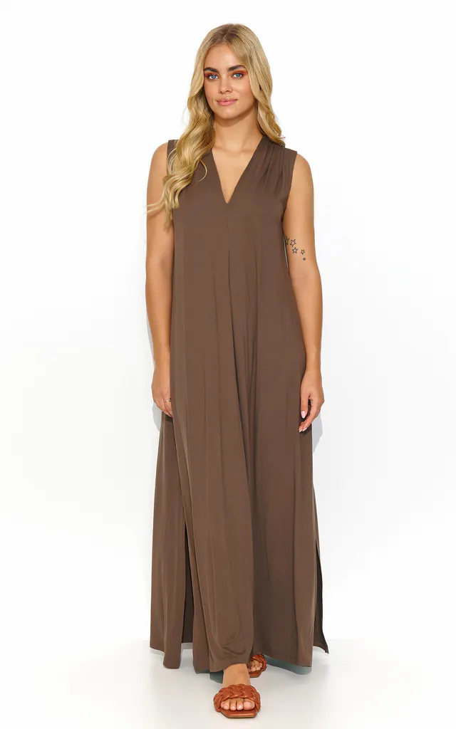 Maxi loose brown dress with slits | Makadamia | SilkFred Maxi loose brown dress with slits | Makadamia | SilkFred